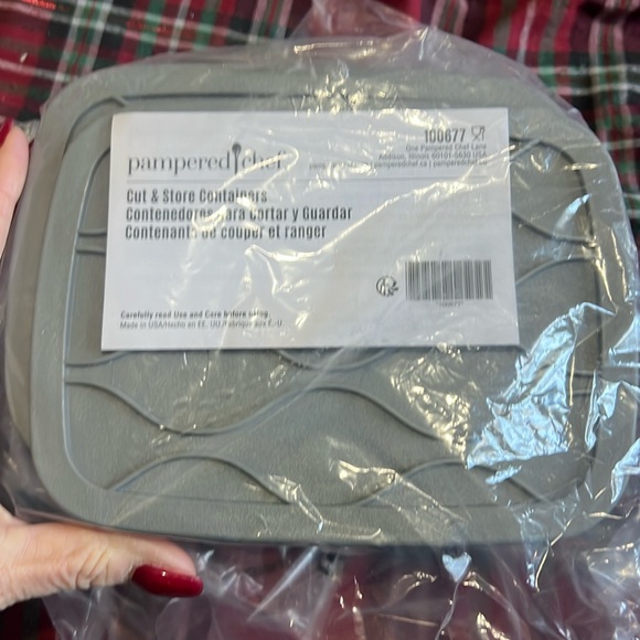 NWT PAMPERED CHEF CUT & STORE CONTAINERS - Picture 3 of 4